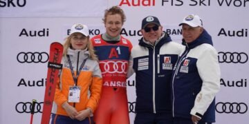 Хиляди фенове на зимните спортове са в Банско, за да подкрепят родния и световен ски елит