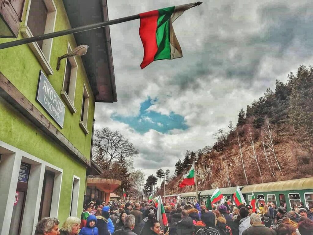 БДЖ осигурява над 9 000 допълнителни места във влаковете за националния празник 3-ти март