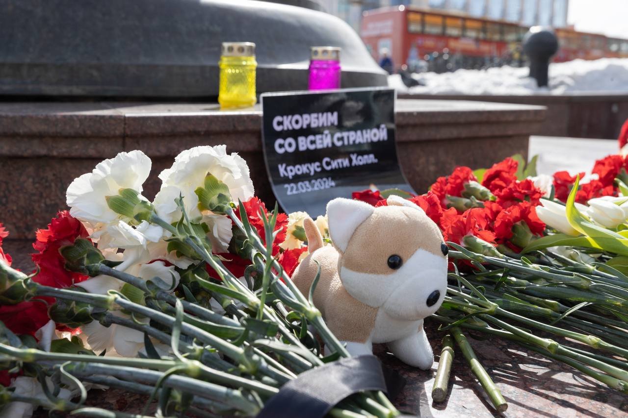 В памет на загиналите жертви в Москва: Днес в Русия е Ден на национален траур