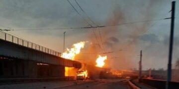 Русия нанесе мощен ракетен удар по Киев, има жертви (ВИДЕО)