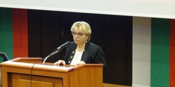 Емилия Христова беше избрана за временно изпълняваща длъжността кмет на район „Одесос“