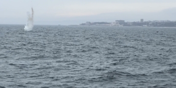 Обезвреждането на морската мина край плаж „Кабакум“ не е нанесло щети на плажната ивица