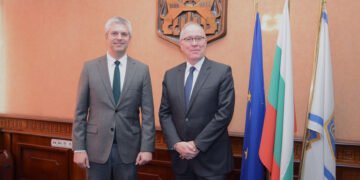 Кметът Благомир Коцев запозна швейцарския посланик с инвестиционния паспорт на Варна