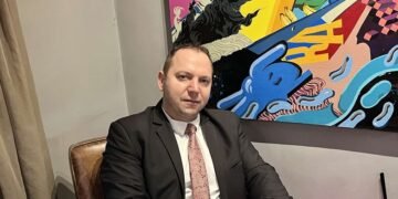 Общинският съветник Мартин Димитров: Въвеждането на Синята зона във Варна е доста закъсняло! Трябва да се намери трайно решение на проблема с паркирането