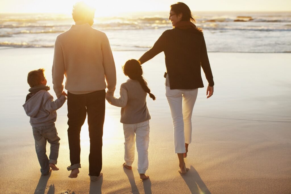 В община Белослав набират кандидати за приемни родители