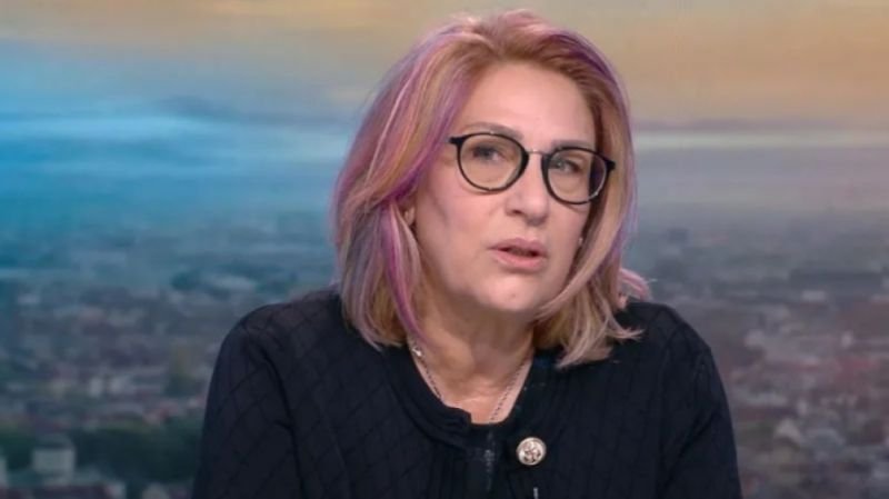 Доц. Татяна Буруджиева обсъжда актуални политически въпроси днес във Варна