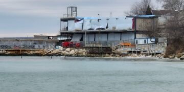 Има ли незаконно строителство на рибарско пристанище "Траката" във Варна? (ВИДЕО/СНИМКИ)