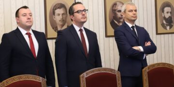 Костадин Костадинов: Господин президент, вие узаконихте беззаконието, като потъпкахте желанието за референдум на 604 000 българи