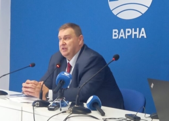 Емил Радев: Много е лесно, когато стоиш вън от властта и критикуваш, без да даваш решения! (ВИДЕО)