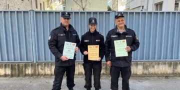 Второ място за Морско училище в състезание по стрелба с „Макаров“