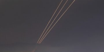 Иран изстреля дронове срещу Израел (ВИДЕО)