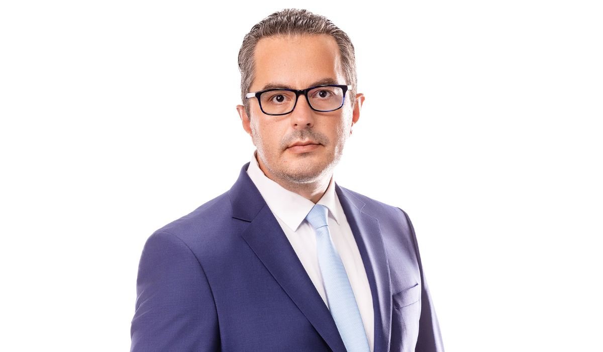 Цончо Ганев: Конституционната реформа се случи в кабинета на Пеевски