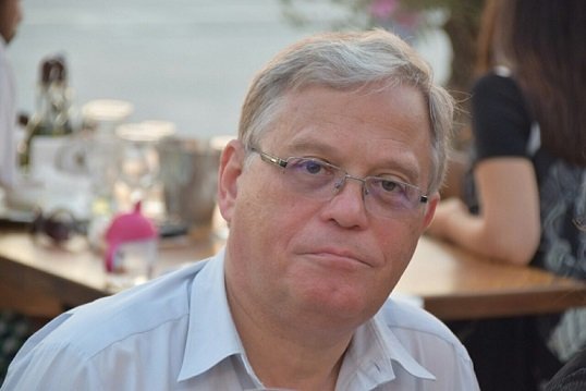 Доц. Добрин Паскалев от МУ - Варна със специална награда от поетичен конкурс