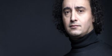 Марио Хосен: Публиката във Варна ще бъде докосната от магията на това на сцената да са хора, които са посветили живота си на изкуството!