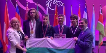 Блестящо представяне на българските ученици на Международната Менделеева олимпиада по химия