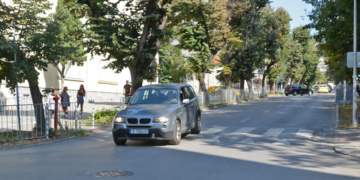 Поставят хоризонтална маркировка в район “Приморски”, не паркирайте на тези места!