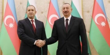 Алиев след среща с Радев: Азербайджан изнася все повече газ за България