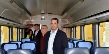 Първите 19 модернизирани вагона от „Дойче Бан“ пристигнаха в България