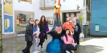 Ученици от Варна усвоиха нови техники в модата на стаж в Португалия