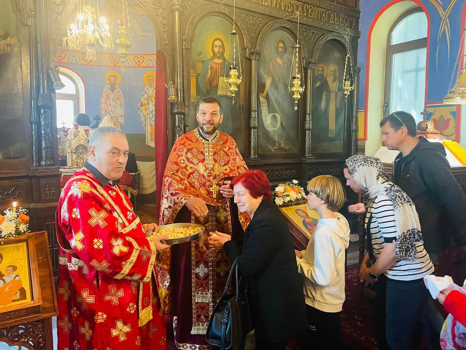 Отбелязаха 101 години от създаването на храм „Св. цар Борис - Михаил“ в район „Аспарухово“ (СНИМКИ)