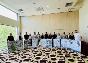 Студенти от България и Румъния разработиха идейни проекти за нова визия на Летище Балчик