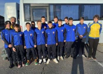 Победа и загуба за „Комодор” в елита