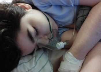 15 – годишната Натали се моли за чудо по Великден! Да й помогнем да живее!