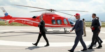 Служебният кабинет отпуска 1 млн. лв. за дооборудване на медицинския хеликоптер