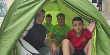 Над 100 деца от Шумен учиха и играха с педагозите на СИДП от “Горска класна стая”