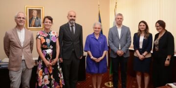 Кметът Благомир Коцев и Седа Кузуджу обсъдиха мерки за подкрепа интеграцията на бежанците във Варна