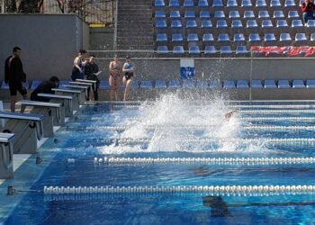 Започна записването за начално обучение по плуване за деца от 6 до 8 години