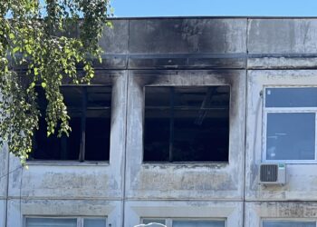 Близо 80 000 лв. ще отпусне Община Варна за възстановяване на щетите от пожара в ДКЦ III в кв. „Владислав Варненчик“