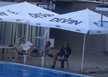 Варненка в потрес: Водната топка е застрашена! Всички клубове са под заплаха! Децата на Варна са в опасност!