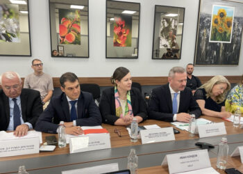 Министър Милошев проведе работна среща с МВнР и представители на туристическия бизнес с цел облекчаване на процеса по издаване на работни визи