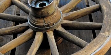 Парична гаранция за младеж, причинил катастрофа, в която загинал водач на каруца край Кардам