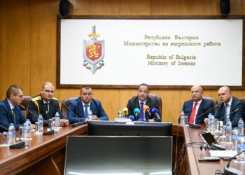 Министър Стоянов: Няма да позволя политическа намеса и натиск над колегите ми в МВР