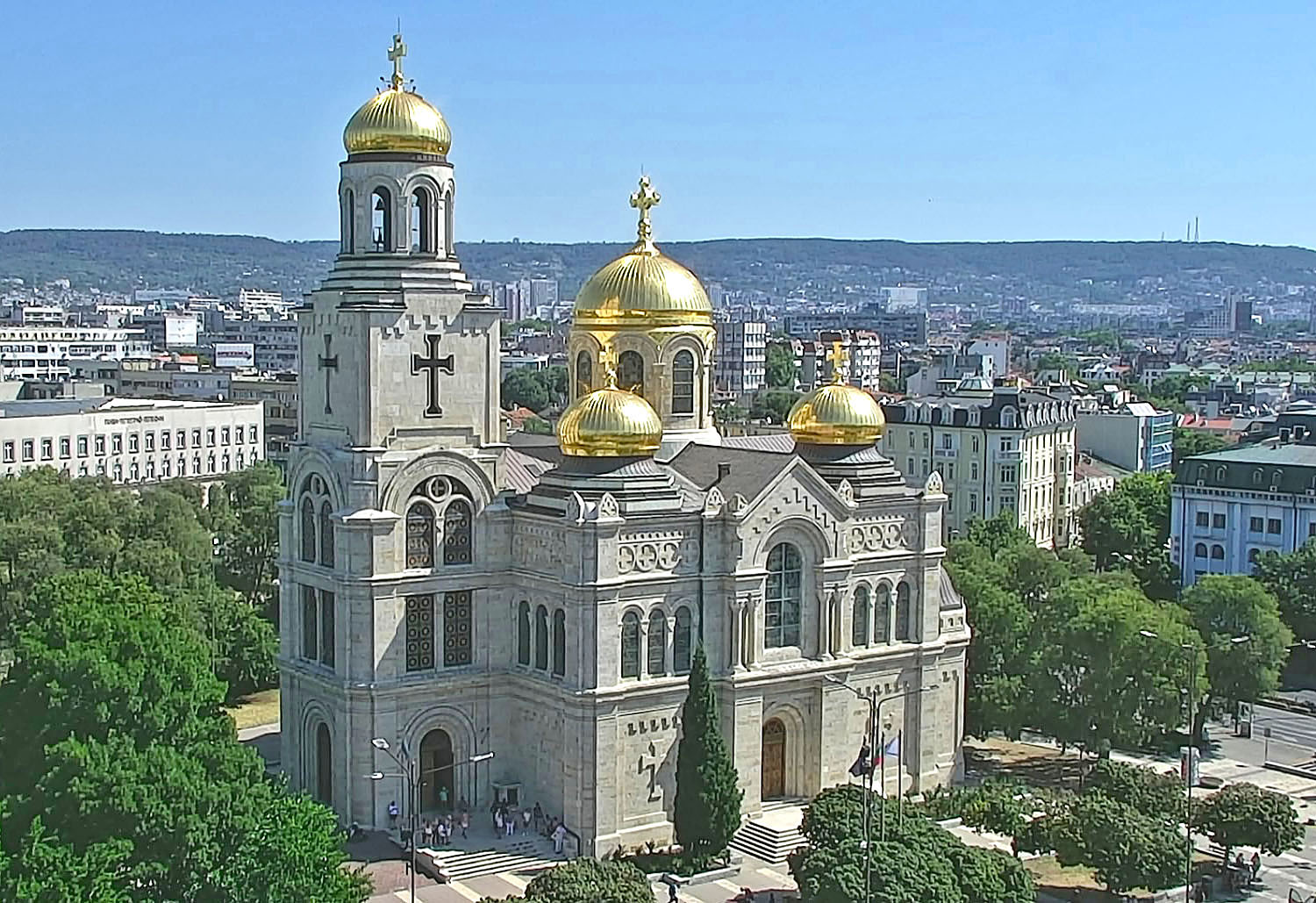 За празника на Варна - 15 август, Катедралният храм "Успение Богородично" ще има ново ефектно осветление
