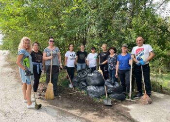 Жителите на Ветрино се включиха в инициативата “Да изчистим България заедно” (СНИМКИ)