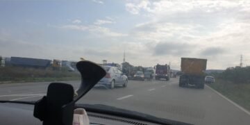 Тежка катастрофа с два микробуса и лек автомобил по пътя Девня – Суворово