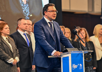 Водачът на листата на коалиция ГЕРБ-СДС в 3 МИР, Даниел Митов: Партията ни разполага с най-добрите експерти! С общи усилия можем да изградим по-добро бъдеще!(ВИДЕО)