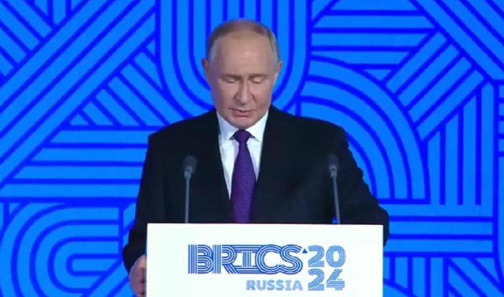 Путин: Делът на БРИКС в световния БВП вече е по-висок от този на Г-7 (ВИДЕО)