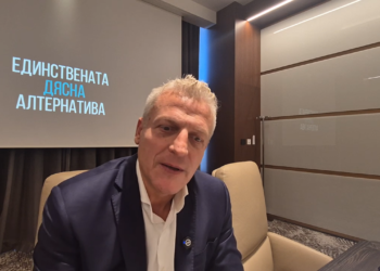 Петър Москов, „Синя България“: Когато искаш да се пребориш с отровно растение, каквото е голямата политическа корупция, не брулиш плодовете, а атакуваш корените (ВИДЕО)