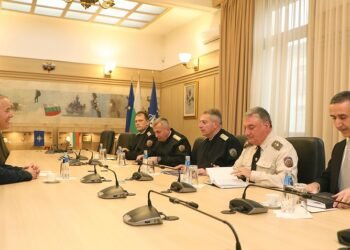 Адмирал Емил Ефтимов: Стратегическите комуникации са критична оперативна способност, интегрирана с военните дейности