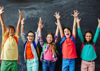 Ученици и студенти във Варна – статистика за образованието 2024/2025: над 51 хил. ученици и 22 хил. студенти в региона