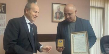 Кметът на “Владиславово” получи персонална грамота за човещина от Съюза на инвалидите и Дружеството за хора с увреждания “Бриз 2014” (ВИДЕО)