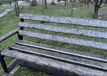 Първите снежинки се завъртяха над Варна