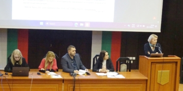 Обсъдиха проекта за изграждане и функциониране на Черноморски младежки център във Варна
