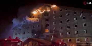 10 души загинаха при пожар в турски ски курорт, повече от 30 души са ранени (ВИДЕО)