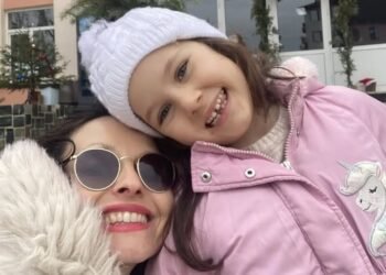 Отчаяна майка моли: Мили хора, спасете дъщеря ми!