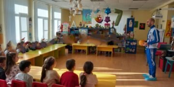 Водната топка пристига при най-малките във Варна